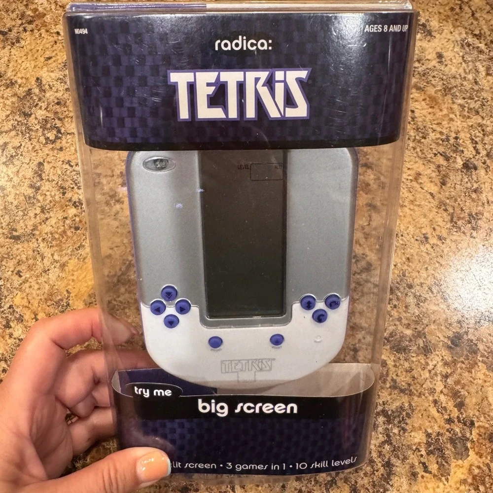 Radica Tetris Big Screen Handheld Electronic Game 2008 Retro Mattel NIB OSFM